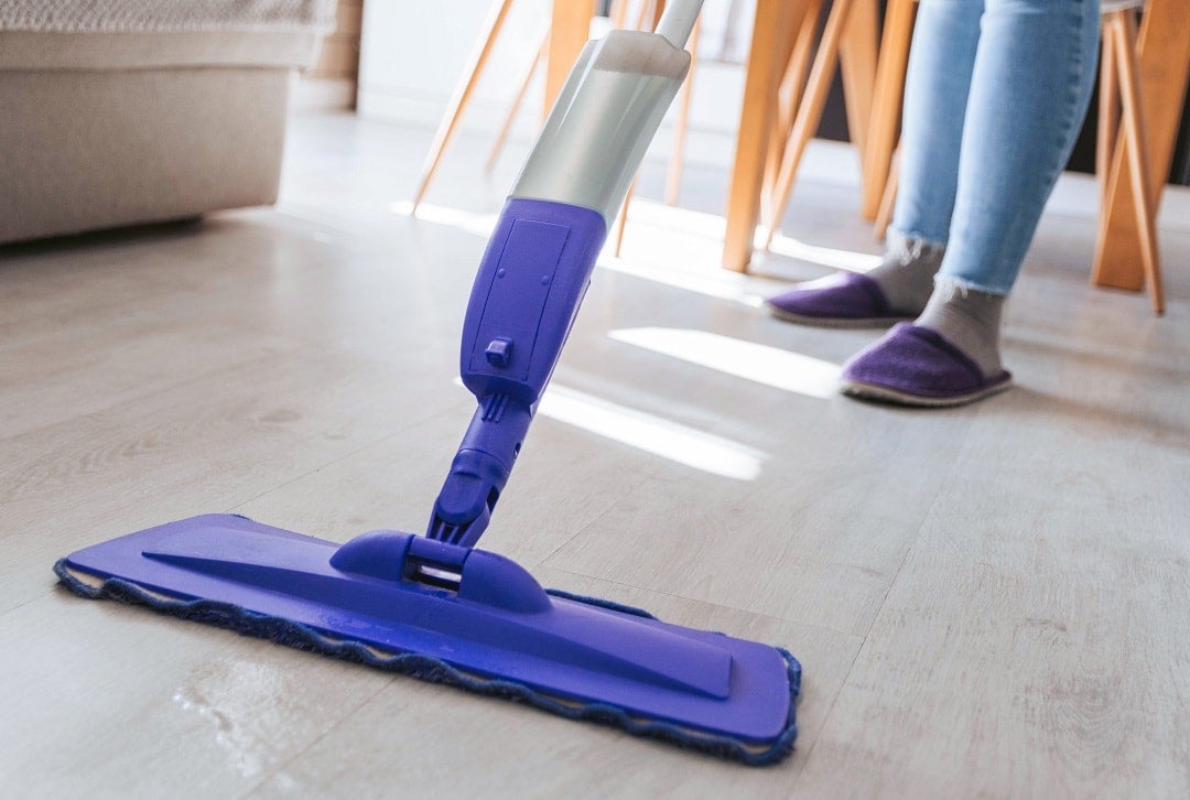 How-to-protect-your-floors-holidays-3.jpg